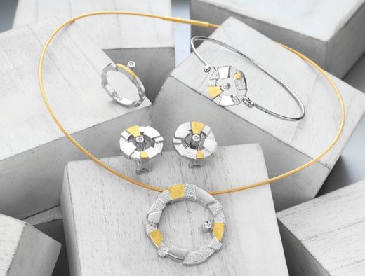Pulseras plata y oro
