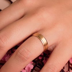 18K Alianza Oro Amarillo Mate Y Brillo. Ancho: 5 Mm