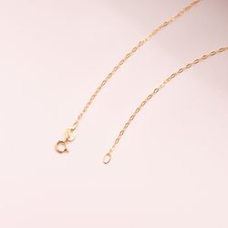 18K Cadena Oro Amarillo Eslabones Ovales Tallados. Ancho: 1Mm Largo: 50Cm