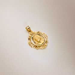 18K Colgante Cristo Oro Amarillo Estampado Cerco. 32X29 Mm