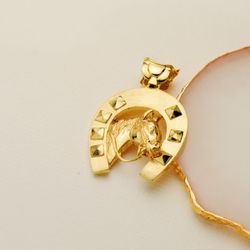 18K Colgante Oro Amarillo Herradura Con Caballo 36X32 Mm