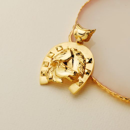 18K Colgante Oro Amarillo Herradura Con Caballos 35X32 Mm
