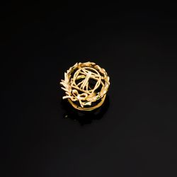 18K Insignia Oro Amarillo Bellas Artes. 15 X 14 Mm