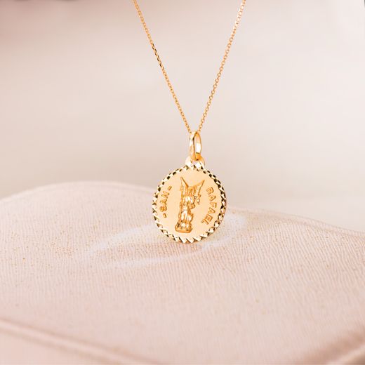 18K Medalla Oro Amarillo San Rafael Tallada 20 Mm