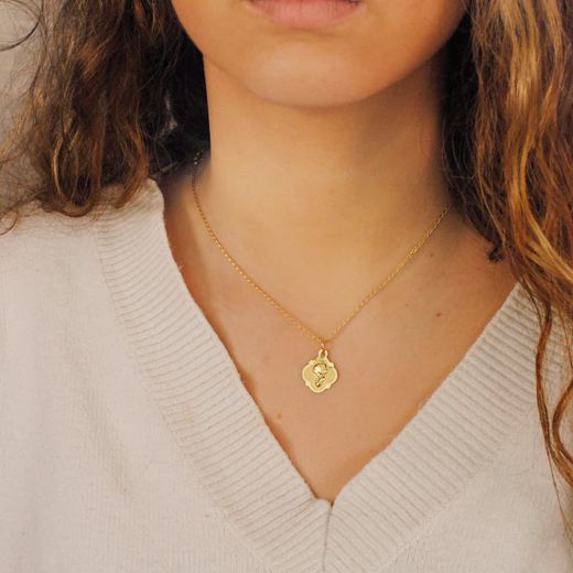 18K Medalla Oro Amarillo Virgen Niña 19X16 Mm