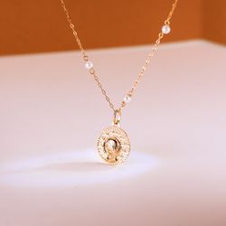 18K Medalla Oro Amarillo Virgen Niña Calada 16Mm