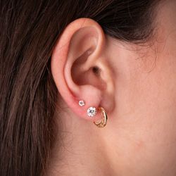 18K Pendientes Oro Amarillo Aros Huecosestrellas Caladas. Medida: 12 X 3 Mm. Cierre Presion