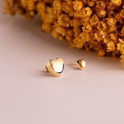 18K Pendientes Oro Amarillo Corazon Concavo En Brillo 8X8 Mm. Cierre Presion