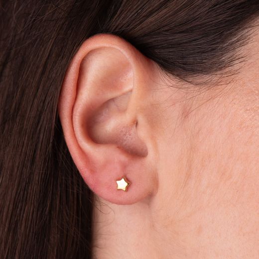 18K Pendientes Oro Amarillo Estrella Lisa 5,5 X 5,5 Mm. Cierre Tuerca