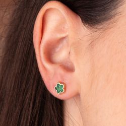18K Pendientes Oro Amarillo Flor Con Malaquita 7X7 Mm. Cierre Presion