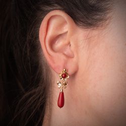 18K Pendientes Oro Amarillo Lazo Coralina. Medida: 33X10 Mm. Cierre Catalan