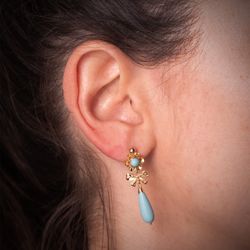 18K Pendientes Oro Amarillo Lazo Turquesas. Medida: 33X10 Mm. Cierre Catalan