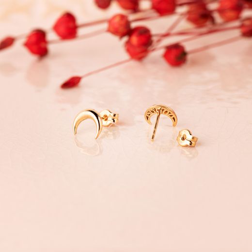 18K Pendientes Oro Amarillo Media Luna Lisa 7.5 X 6 Mm. Cierre Presion