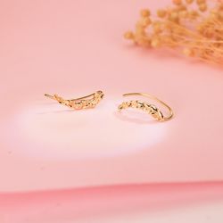 18K Pendientes Oro Amarillo Trepadores Con Hojitas. 15 X 3 Mm