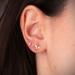 18K Pendientes Oro Bicolor Trebol Con Circonitas. Medida: 8X7 Mm. Cierre Presion