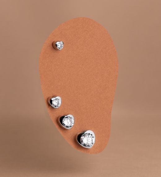 18K Pendientes Oro Blanco Corazon Con Circonita. Medida: 7,5 X 7,5 Mm Cierre Tuerca
