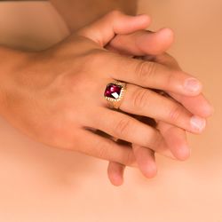 18K Sello Oro Amarillo Caballero Rubi Spinel