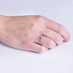 18K Solitario Diamante Talla Brillante Oro Blanco 0.100 Qts. Si-H