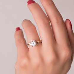 18K Solitario Oro Bicolor Con Circonita Y 4 Garras Con Circonita De 7 Mm