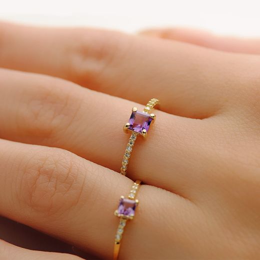 18K Sortija Oro Amarillo 14 Diamante 0.070 Qts. G-Vs2. Amatista 4X4 Mm Cuerpo 1 Mm
