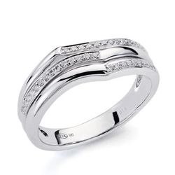18K Sortija Oro Blanco 38 Diamantes Talla Brillante 0.130 Qts. Ancho: 7Mm