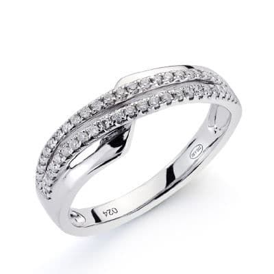 18K Sortija Oro Blanco 50 Diamantes Talla Brillante 0.200 Qts. Ancho: 6,5Mm