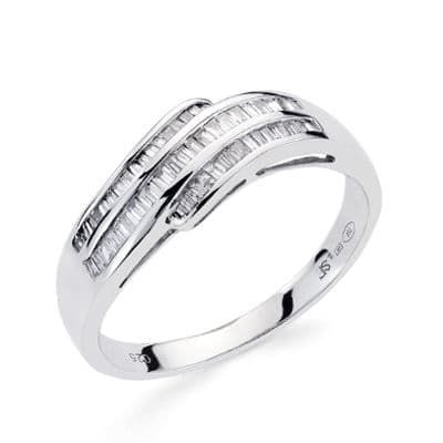 18K Sortija Oro Blanco Diamantes Talla Baguete 0.250Qts. Ancho: 7,5Mm