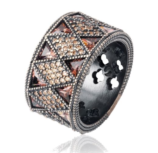 Anillo modernista ancho con gemas