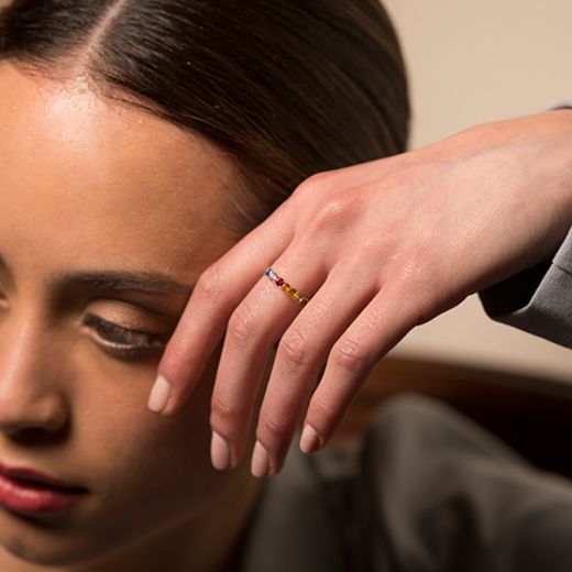 Anillo oro y zafiros