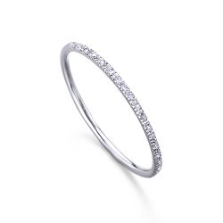 Anillo oro y brillantes