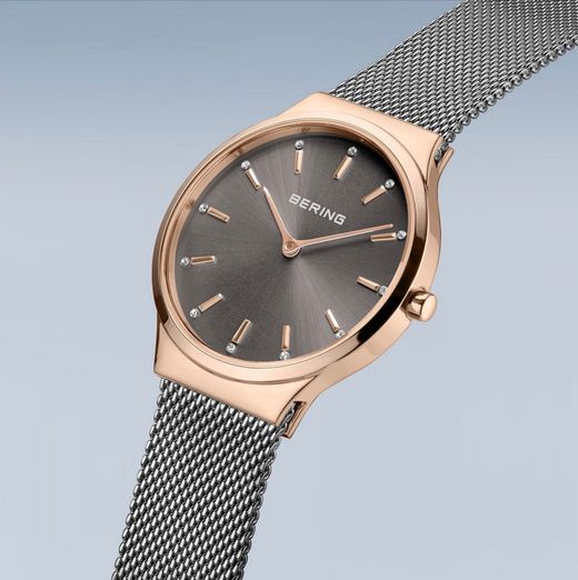 Bering visell rosat, esfera negre, armis esterilla gris fosc